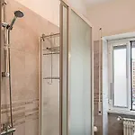 Henry's House روما